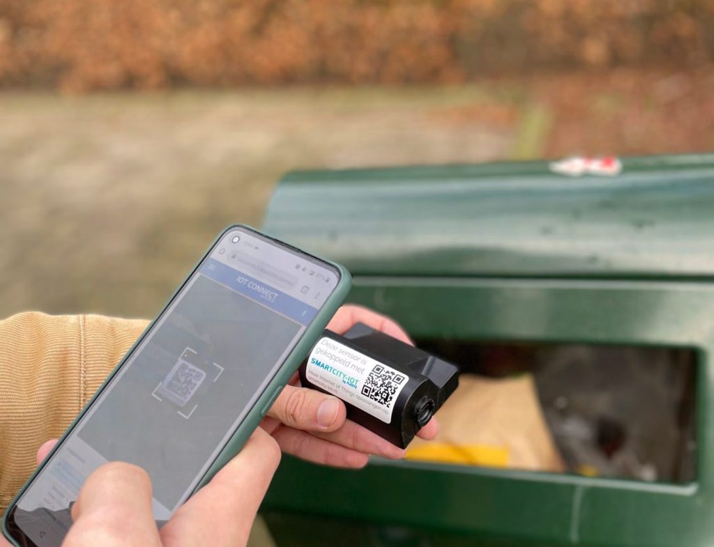 Vulgraadsensor koppelen met een smartphone via QR-code
